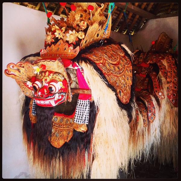 OudLovesNieuw's tweet image. #balinese #barong #ketof #keket #dance #dans #bali