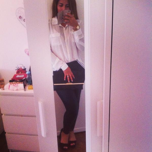 RafaellaFelippe's tweet photo. Anos do meu babe deni 👌 http://t.co/qNE5GDa9xW