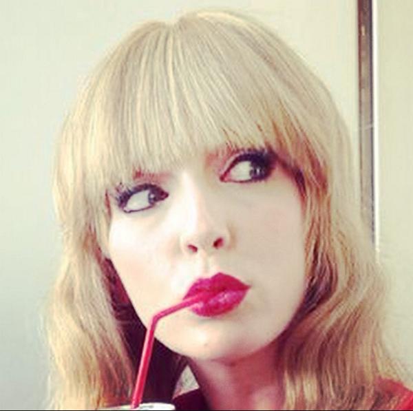 AnnaSimonMari's tweet image. Aprovecho para colgar fotos caracterizada de Taylor Swift. Esta semana me toca ser un cangrejo y no va a ser lo mismo