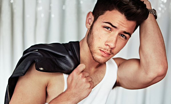 ControlCartel's tweet photo. Gente de #Guadalajara piden que @nickjonas se presente, aquí el link para que voten —> http://t.co/PRyYCt14IH http://t.co/j8JaseRbP7
