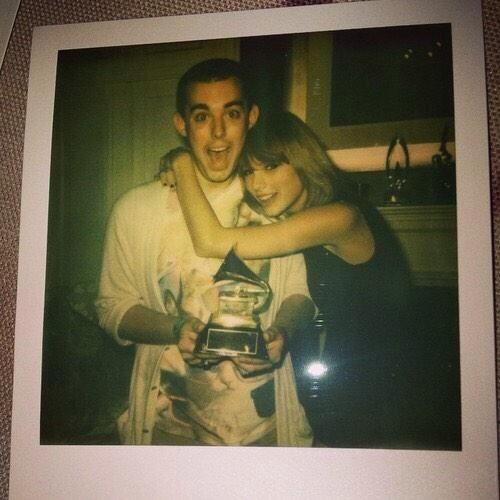 1989SSessions's tweet photo. #1989SecretSessions NASHVILLE http://t.co/d27rbym5C8