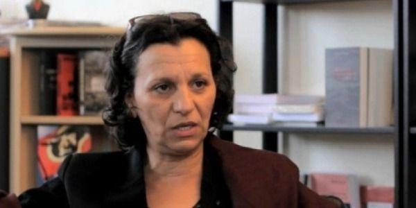 MesDebats's tweet photo. Farida Belghoul a été pacsée à une femme, selon @LEXPRESS http://t.co/6MfcYV2clm #Djendeur http://t.co/wJo2cG7gON
