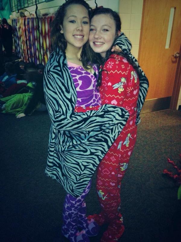 meegannkeith's tweet image. Pajama day😍💁 #senior15 #homecoming2k14