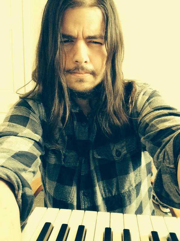 jaredkraft's tweet photo. Bringing a little "metal attitude" into the studio, today. #composingtime #selfiesarecheesy http://t.co/QPnk6uBh6v