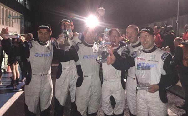CapgeminiEngFR's tweet photo. Après une très belle course, le #TeamAltran fait une magnifique doublé en A5 ! Bravo aux pilotes ! #12HHNGR #Altran http://t.co/JmBhc3RwFv
