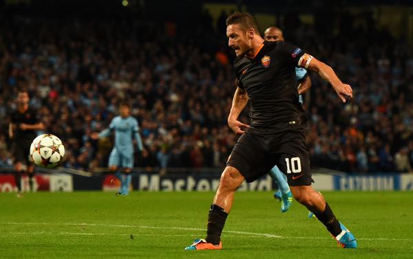 ChampionsLeague's tweet photo. Have you voted for your #UCL goal of the week? Messi, Totti and @ciroimmobile all up: http://t.co/L7Hwzm45E2 http://t.co/FKUx1xj0Up