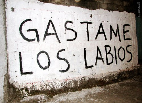 versoshits's tweet photo. No me beses solo ........ http://t.co/TiBNKqQwZ8