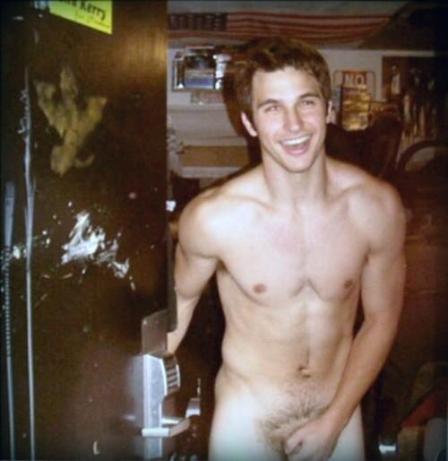 WorldInNude's tweet photo. Ugh sexxx http://t.co/okifmdBL49