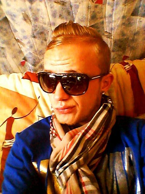 acharles514's tweet photo. Italien gay du 74 :p http://t.co/pyHJTZ4xbP
