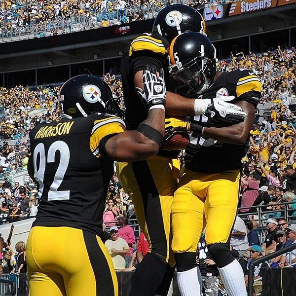 BestSteelerPics's tweet photo. Good to see @jharrison9292 in black and yellow #SteelerNation #pitvsjax http://t.co/d2WAeRSvrl