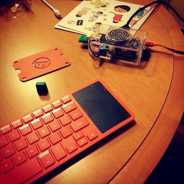 Insta_RaspPi's tweet image. ift.tt/1s1S5Rz - Nerd night #raspberrypi #kano #codingfordummies by asquared @ ift.tt/1pHGTVL