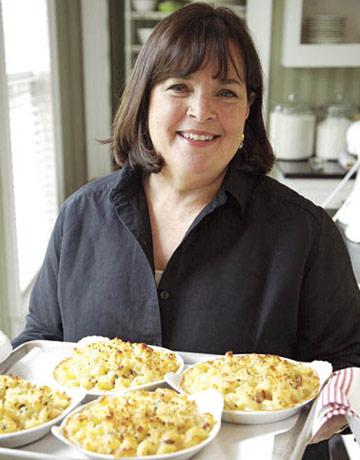 Pastamentary's tweet photo. Happy Noodle Day! | #Tip: Cook pasta, uncovered, at a rolling boil &amp; stir often to keep it from sticking~@InaGarten http://t.co/CfQxOktrUE