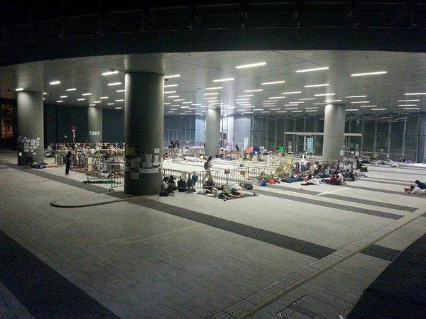 UmbrellaInfoCen's tweet photo. 0223 添馬公園/立法會討論區/添美道現況 #OccupyCentral #OccupyHK #UmbrellaRevolution #UmbrellaMovement http://t.co/OdGqVQ8hCe