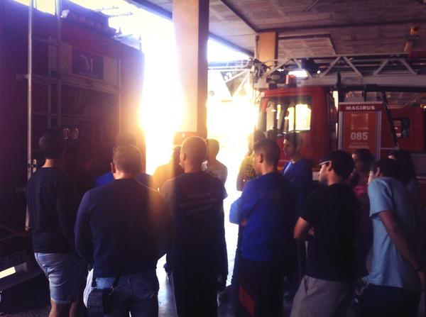 ProtCivilRonda's tweet photo. En la tarde de hoy realizamos practicas contraincendio con @cpbmalaga http://t.co/tmSPwukZcw