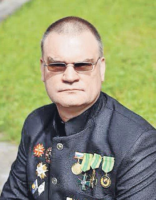 Pravdiva_pravda's tweet photo. Латвийский правозащитник: Меня называют сволочью за то, что я рассказал правду о Донбассе http://t.co/PAZ4RpEkea http://t.co/5IT9BmRMPl