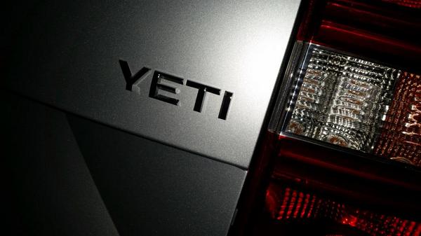 auto_app's tweet photo. In redazione è arrivata la #newYeti. Siamo pronti per un nuovo long test. Per le vostre curiosità usate #AskAutoApp http://t.co/KvUV94oP2f