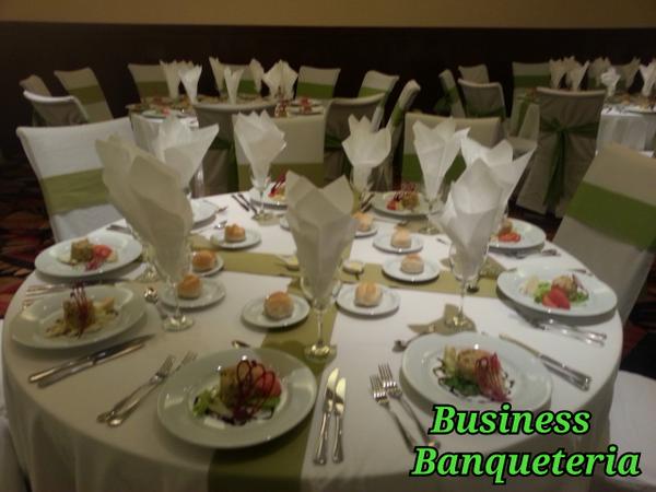 BanqueteriaB's tweet photo. nuestros servicios a sus disposición....
.- Eventos
.- Fiestas de Fin de año
.- Cenas Institucionales
Contactamos .. http://t.co/nKn3aGDXSa