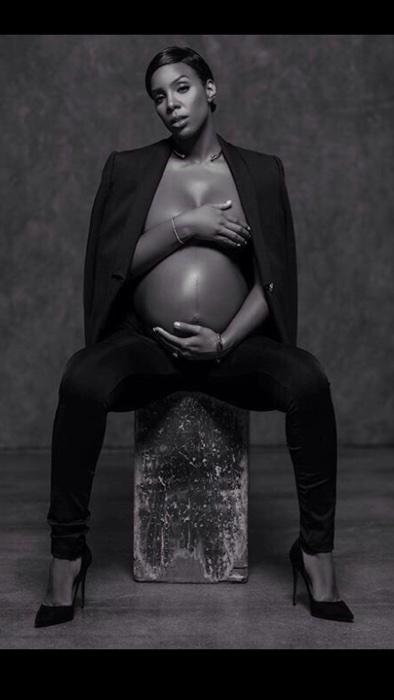 AshleeRebekah's tweet image. Pregnancy has been good to her tho #killinem 🙌👶💗