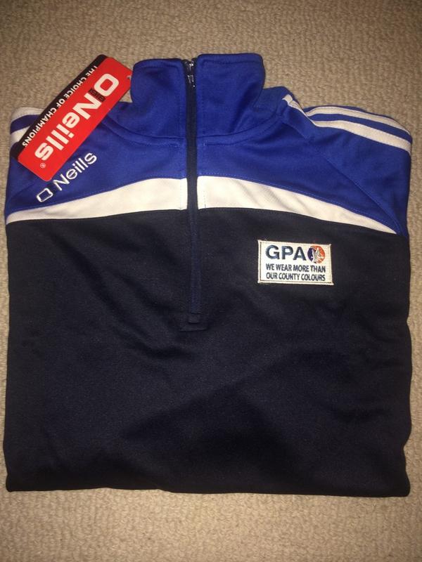 gaelicsportscom's tweet photo. COMPETITION TIME: To have a chance of WINNING a limited edition GPA half zip simply RT &amp; follow @gaelicsportscom #Gaa http://t.co/CEWR8CdfYa