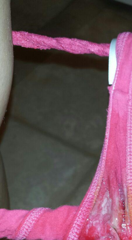 slut_lovesbbc's tweet photo. My pussy so wet...I need bbc bad!!! http://t.co/A2D0T9sNT1