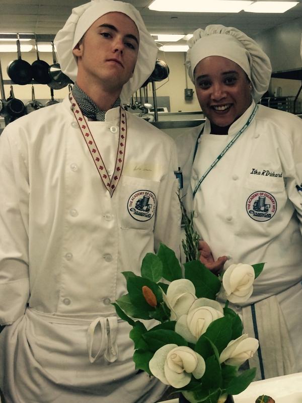 _schwartz94's tweet photo. the thugs of culinary #itka http://t.co/2K4Wfl9KS5
