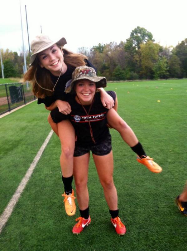 Bri_Delaney98's tweet photo. We have fun β½οΈ #bucketpic http://t.co/CQeunZrAK6