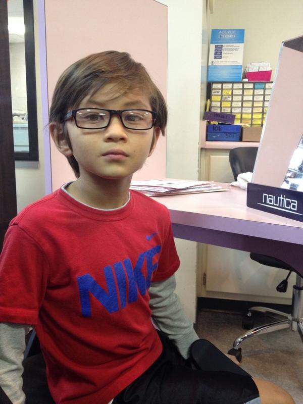 5Forgeys's tweet image. This cute boy got glasses today #hopehewearsthemlikeheshould