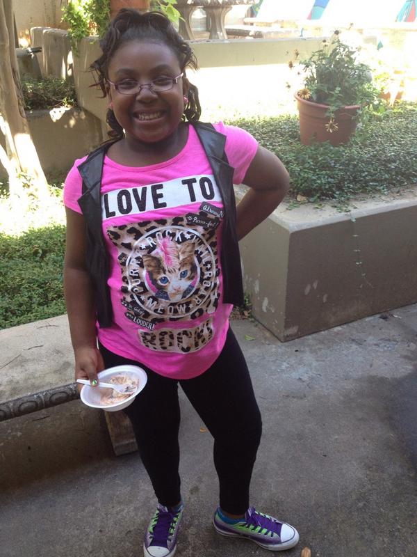 Dunn Elementary125 tweet media