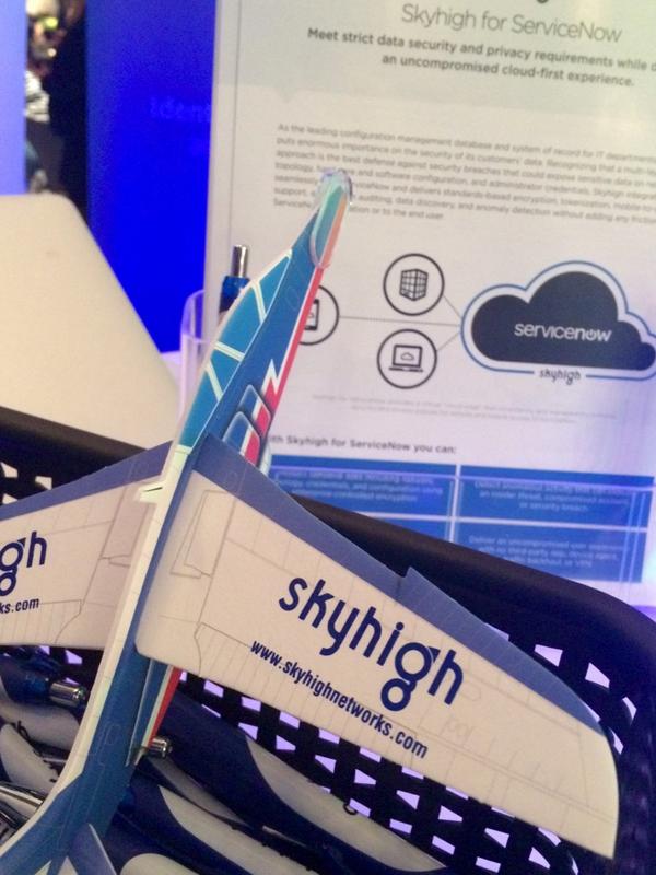 ChadWhaleyFP's tweet photo. Fly high with @SkyhighNetworks #fruDevCon @FruitionPartner http://t.co/wx1QqaiiUA
