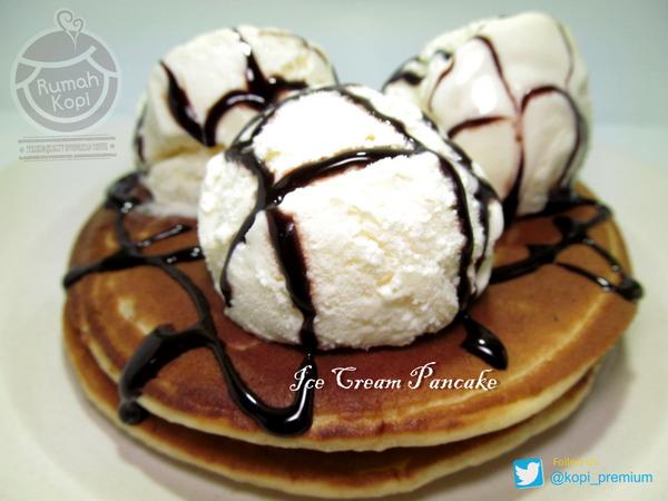 ice cream pancake by Rumah Kopi
