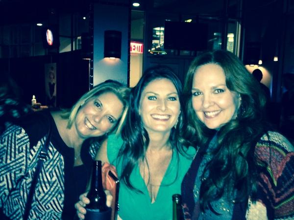 FixSfix's tweet image. Awesome time at dale's 40th!! Great job Amy and Kelli