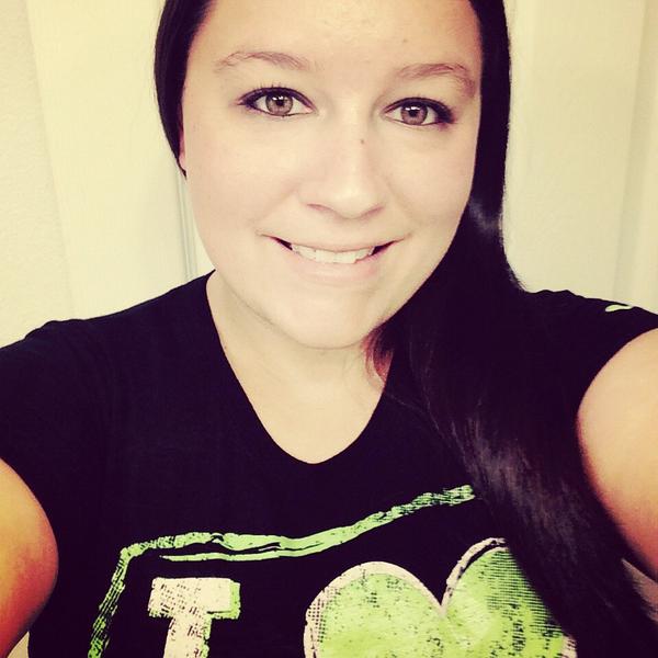 jessmith3906's tweet photo. OTOM tonight!! Where are you?! http://t.co/Wkx8mMH6YV