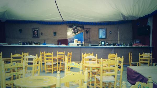 joveneshumildes's tweet photo. Todo preparado y listo para una Gran Feria!!! TE ESPERAMOS!!! CASETA HDAD. DE LA HUMILDAD!!! ¿te lo vas a perder? http://t.co/va79LXRNHT