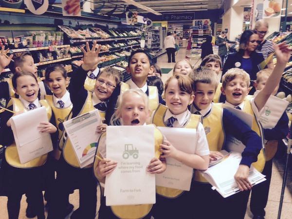 St. Paul's school taking part in #FarmtoFork today at Buttershaw!! #fun #buttershaw