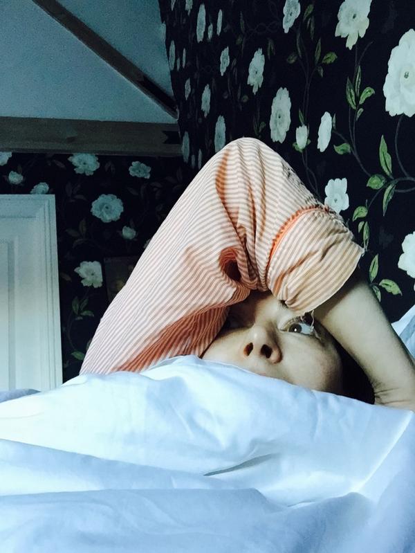 Celebrities Have Started A New Morning Selfie Craze Called Wakeupcall 