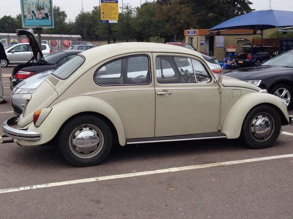 HertsVWClub's tweet photo. Tomorrow (3rd Feb) - Herts #VW club northern meet at the Two Chimneys Stotfold Road
SG6 4JS starts at 8:00pm http://t.co/xAFXMPgVj3