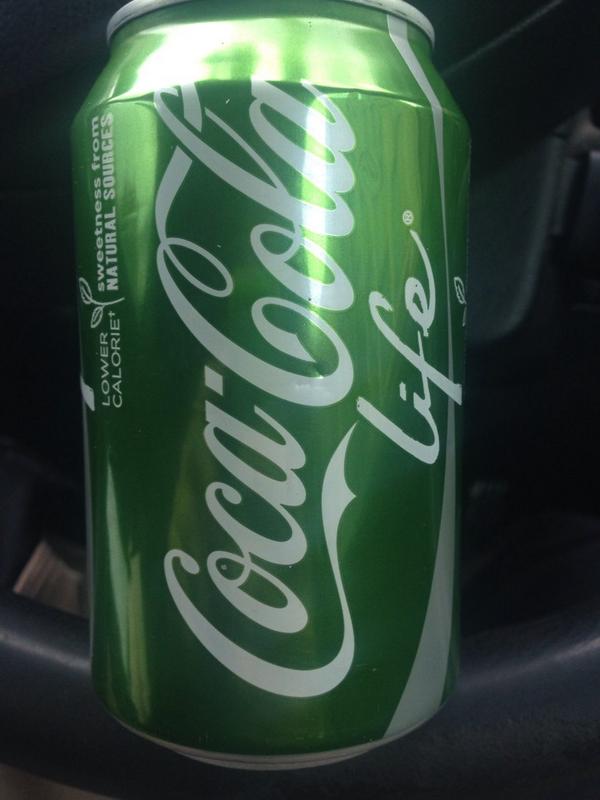 LewFearnley's tweet photo. Tastes exactly the same as normal coke.... http://t.co/PSI1XxtEpy