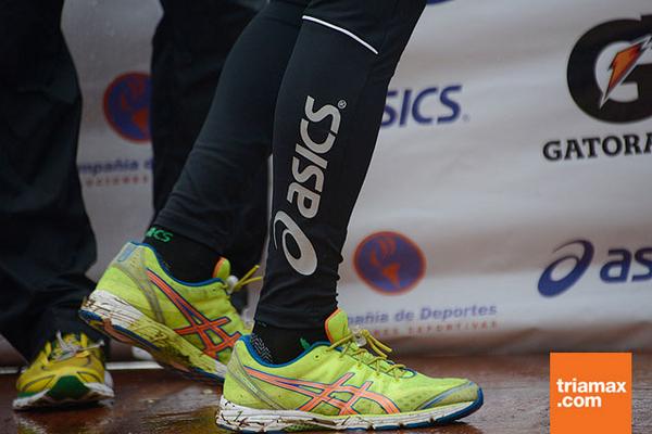 Mario de Elias atleta <a href="/AsicsArgentina/">Asics Argentina</a> ganador #triatlon #halfrosario cc <a href="/CiaDeDeportes/">Compañía de Deportes</a> <a href="/Sport78_Rosario/">Sport78</a>