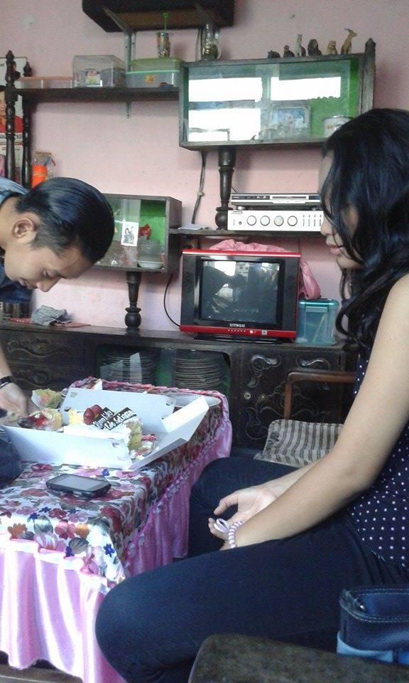 handetz's tweet image. pas ULTAH BARENG KAMU