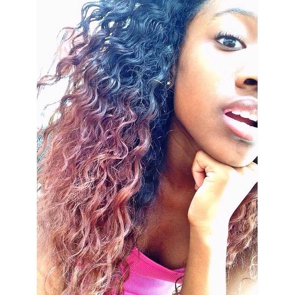 quintiarababy's tweet photo. //  tell me something good bby  \\ http://t.co/vquFzFODSY