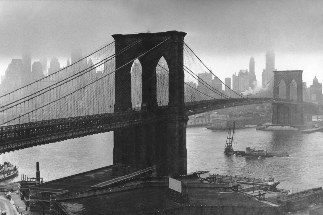 What Did Brooklyn Bridge  Look Like  in 1946 