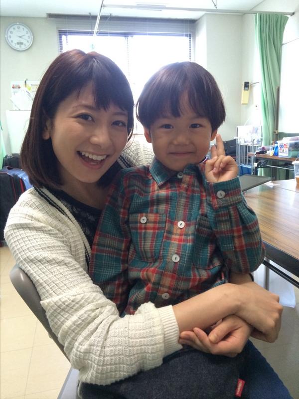 東宝芸能 カワサキ 大塚千弘 本日はとあるドラマの撮影 現場の人気者 歩 あゆむ 君と一緒に 詳細は改めて Http T Co 0vw39dh1q1