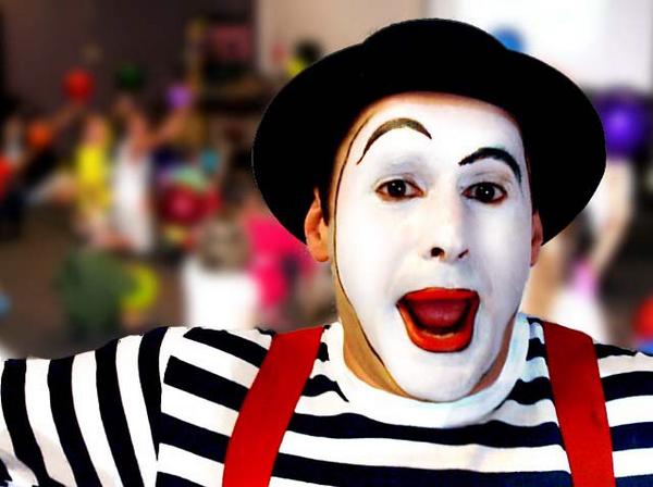 antrosmetepec's tweet photo. Este viernes en MIlk "Hot CIRCUS " http://t.co/JX3yLpVEcs
