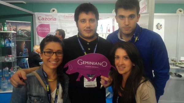 Pakiuss's tweet photo. #pasiongeminiano #ssg14 http://t.co/IQEiejinHT
