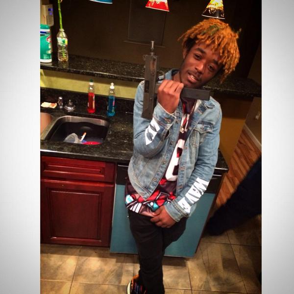 Uzi London 🌎☄ 💕® on Twitter: "Ayeeee Ayyeee Aye🔥 LIL UZI VERT ...