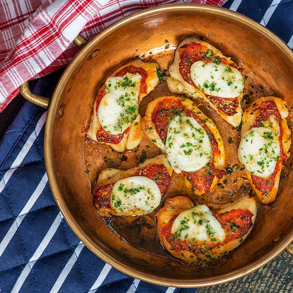 Try this Bomba! XXX Chicken Parmigiana tonight - the definition of delicious! #recipeaday t5u.co/1tuJG67