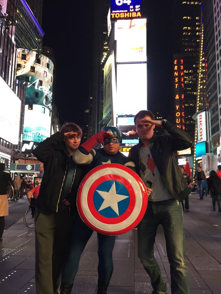 BzWzZdyIYAAPPNe.jpg:large