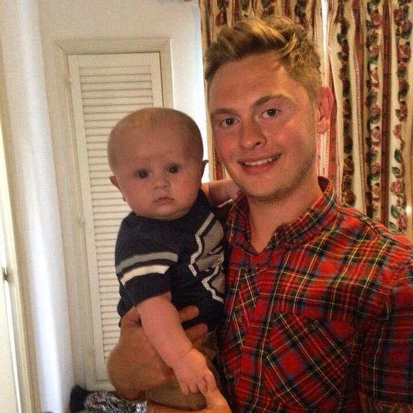 MJBraithwaite8's tweet photo. Me and my boy 👌#ibiza http://t.co/PGNUvtqL47