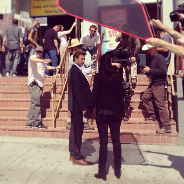 SexySimonBaker's tweet image. Venice CA, (2013) #TheMentalist #SimonBaker #PatrickBaker #RobinTunney #TeresaLisbon #Jisbon