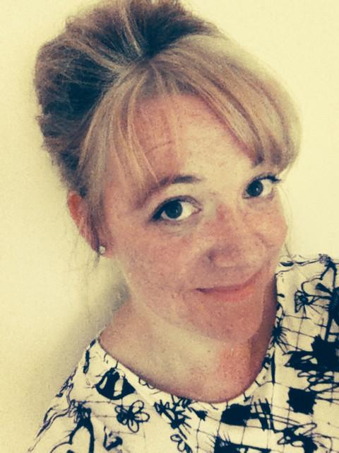 Modern Bardot for tonight's White party with @Matrixhaircare. Huge thank you to Adam <a href="/EthosManchester/">EthosHairdressing</a>! #matrixDI2014
